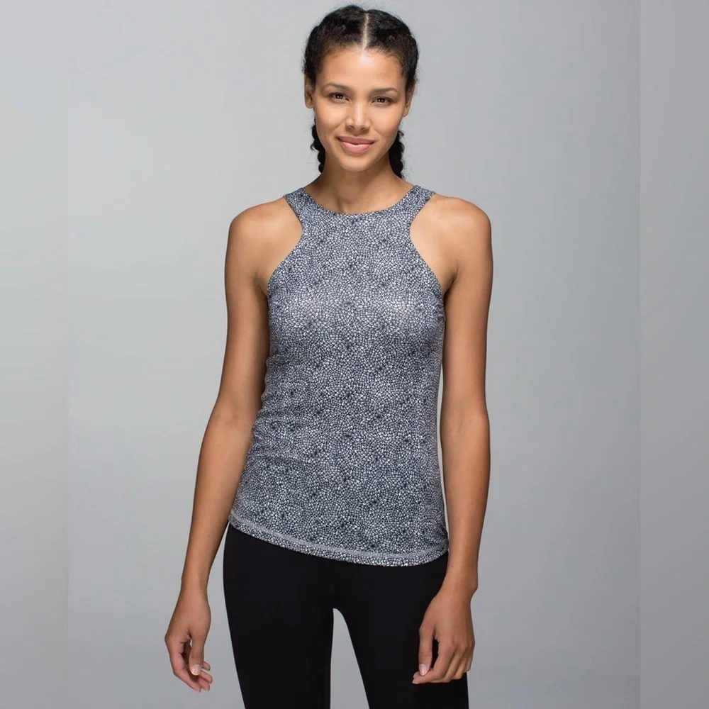 Lululemon Front Racer II in Plush Petal Black Ghost Size 8